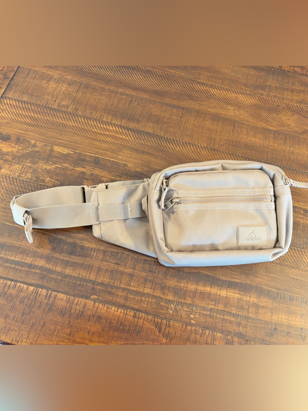 NWOT - adidas Ramble Crossbody Bag - Chalky Brown - Picture 2 of 4